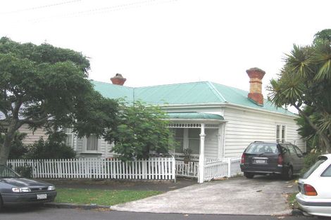 Photo of property in 25 Brentwood Avenue, Mount Eden, Auckland, 1024