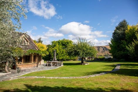 Photo of property in 11 Arrowtown-lake Hayes Road, Lake Hayes, Queenstown, 9371