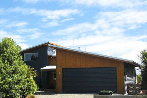 Photo of property in 93 Park Terrace, Waikuku Beach, 7473