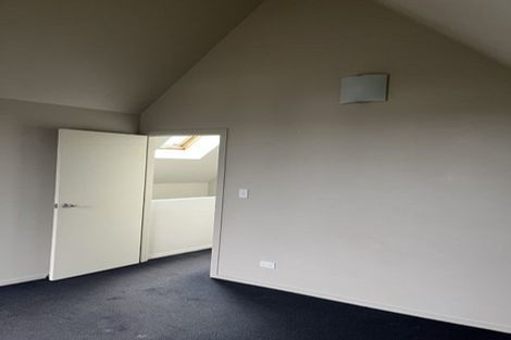 Photo of property in 15 Ruapehu Drive, Fitzherbert, Palmerston North, 4410