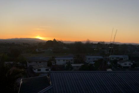 Photo of property in 18 Pelorus Street, Welcome Bay, Tauranga, 3112