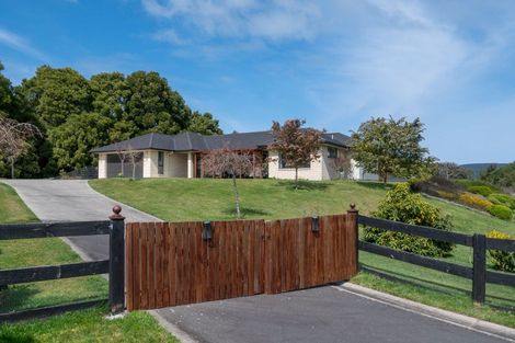 Photo of property in 16 Lacebark Drive, Kinloch, Taupo, 3377
