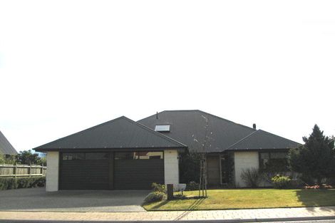 Photo of property in 30 Meadowstone Drive, Wanaka, 9305