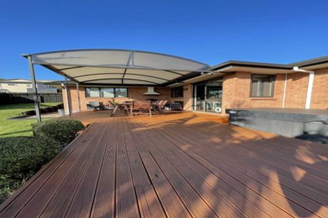 Photo of property in 29 Cape Vista Crescent, Pukekohe, 2120