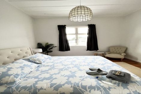 Photo of property in 2/24 West End Road, Herne Bay, Auckland, 1022