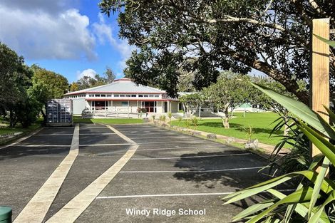 Photo of property in 2/22 Windy Ridge Road, Glenfield, Auckland, 0629