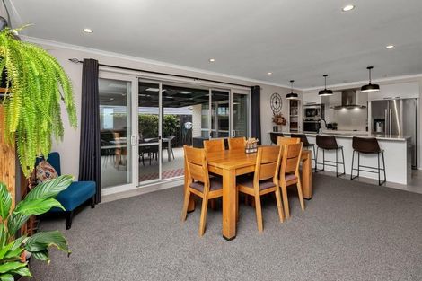 Photo of property in 7 Pukeko Street, Ruakaka, 0116