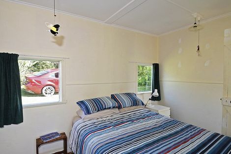 Photo of property in 8 Spray Crescent, Leigh, 0985