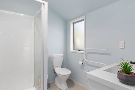 Photo of property in 20 Ronald Scott Grove, Riverstone Terraces, Upper Hutt, 5018