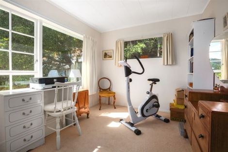 Photo of property in 5a Kahu Road, Paremata, Porirua, 5024