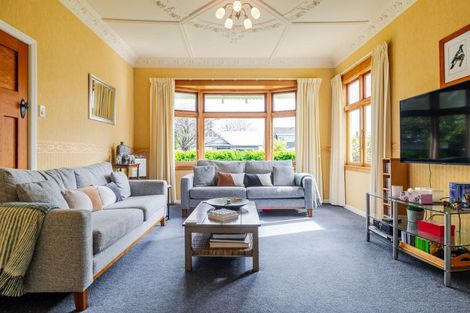 Photo of property in 53 Russell Street, Palmerston North, 4414