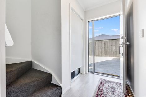 Photo of property in 2/28 Garnett Avenue, Forest Lake, Hamilton, 3200