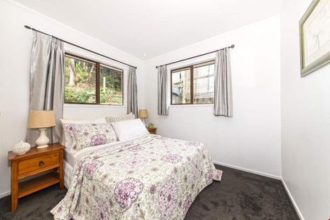 Photo of property in 86 Ayton Drive, Totara Vale, Auckland, 0629