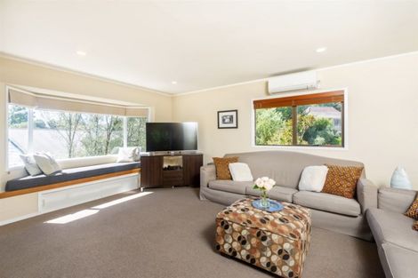 Photo of property in 1/13 Dianthus Place, Browns Bay, Auckland, 0630