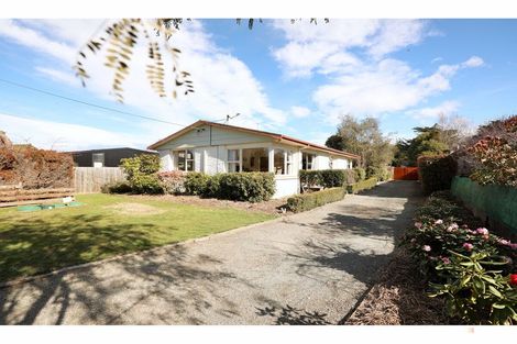 Photo of property in 69 Main North Road, Geraldine, 7930