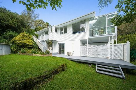 Photo of property in 4 Rokewa Way, Paparangi, Wellington, 6037