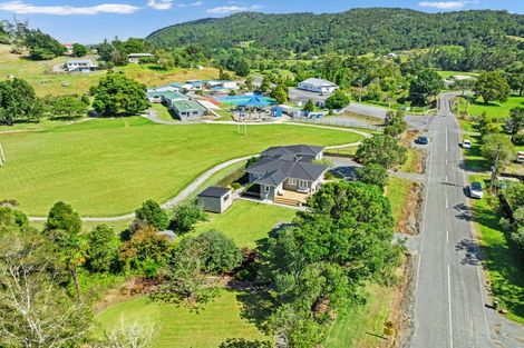 Photo of property in 116 Loop Road, Otaika, Whangarei, 0170