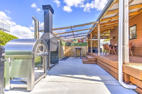 Photo of property in 10 Tranmere Road, Fairfield, Hamilton, 3214