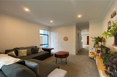 Photo of property in 29 Pukewhero Rise, Westgate, Auckland, 0614