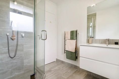 Photo of property in 4/28 Ferndale Road, Mount Wellington, Auckland, 1060