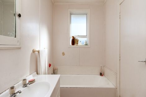 Photo of property in 10 Mcalister Street, Whakatane, 3120