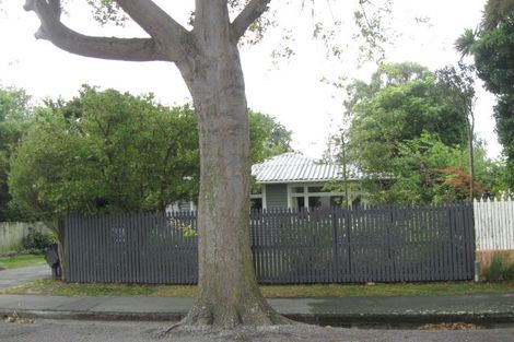 Photo of property in 16 Scotston Avenue, St Albans, Christchurch, 8052