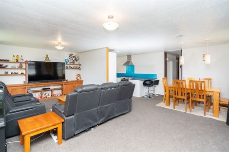 Photo of property in 31 Garland Drive, St Andrews, Hamilton, 3200