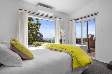 Photo of property in 205 Mount Pleasant Road, Mount Pleasant, Christchurch, 8081