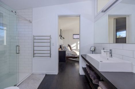 Photo of property in 3 Baker Grove, Wanaka, 9305