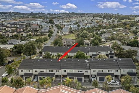 Photo of property in 3/78 Fernhill Way, Oteha, Auckland, 0632