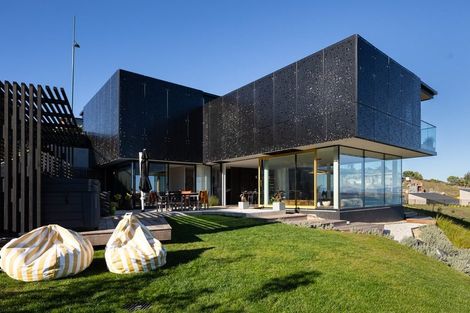 Photo of property in 4 Fairburn Place, Kaiteriteri, 7197