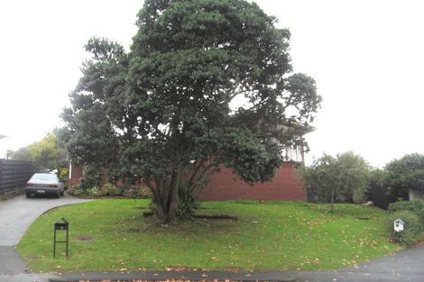Photo of property in 8 Hartles Place, Mellons Bay, Auckland, 2014