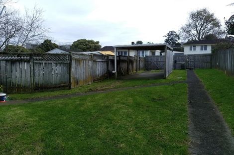 Photo of property in 4/41 Greenslade Crescent, Northcote, Auckland, 0627
