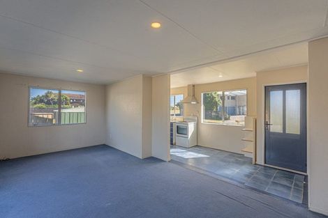 Photo of property in 14 Scott Avenue, Otaki Beach, Otaki, 5512