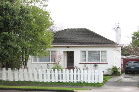 Photo of property in 102 Manawatu Street, Hokowhitu, Palmerston North, 4410