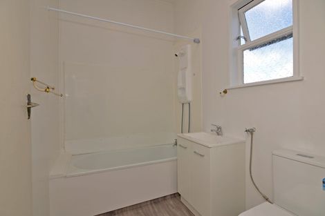 Photo of property in 25 Todman Street, Brooklyn, Wellington, 6021