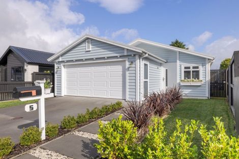 Photo of property in 5 Hinaki Street, Poike, Tauranga, 3112