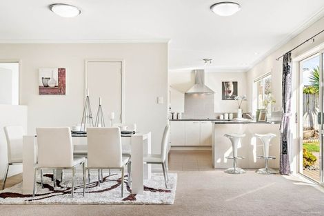 Photo of property in 12 Trevors Place, Pukekohe, 2120