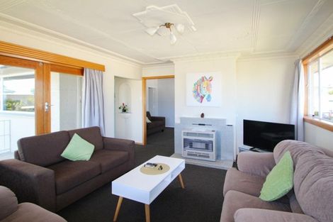 Photo of property in 8 Oxford Street, Holmes Hill, Oamaru, 9401