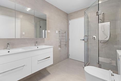 Photo of property in 6 Finn Place, Mount Wellington, Auckland, 1060