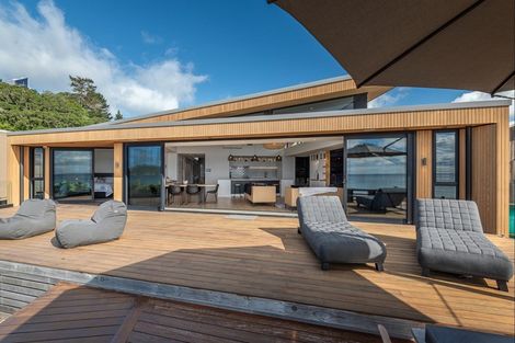 Photo of property in 2 Hemi Place, Tairua, 3508