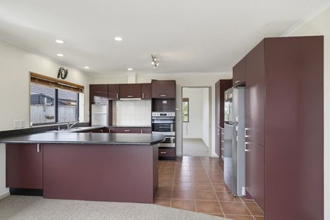 Photo of property in 3 William Noel Place, Waikanae Beach, Waikanae, 5036