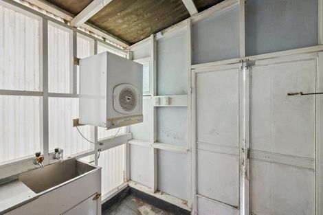 Photo of property in 71 Seymour Street, Waitara, 4320