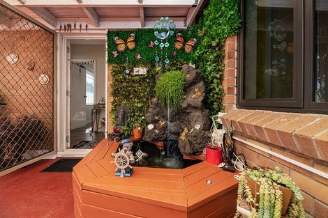 Photo of property in 82 Metcalfe Road, Ranui, Auckland, 0612