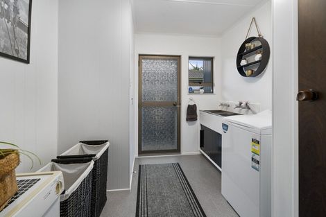 Photo of property in 43 Normanby Street, Woodville, 4920