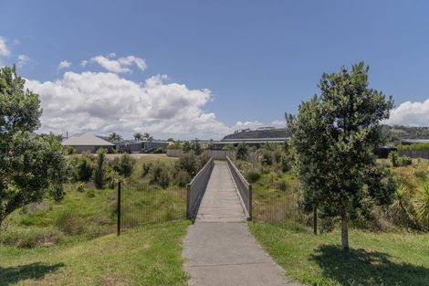 Photo of property in 11 Liberty Place, Cooks Beach, 3591