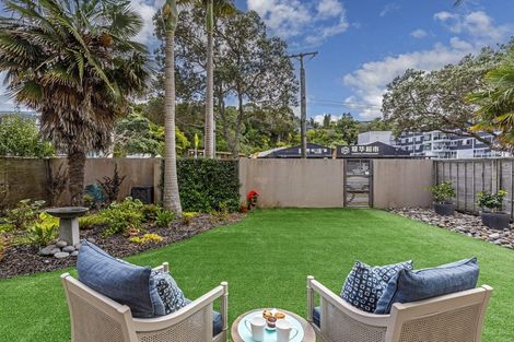 Photo of property in Bay Palms Apartments, 3/30a Bute Road, Browns Bay, Auckland, 0630