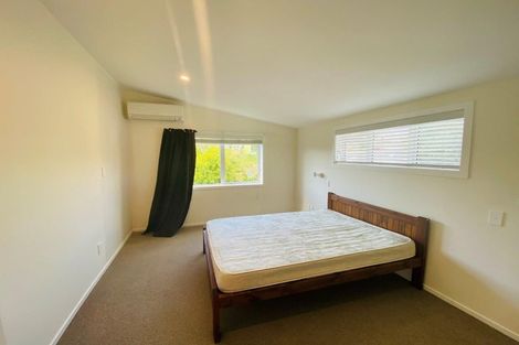 Photo of property in 640 Beach Road, Browns Bay, Auckland, 0630