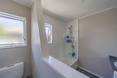 Photo of property in 48a Clarence Cox Crescent, Pirimai, Napier, 4112