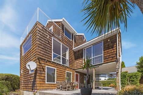 Photo of property in 18 Godley Drive, Scarborough, Christchurch, 8081